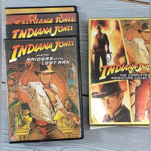 Indiana Jones 4 DVD Set - - Picture 2 of 13